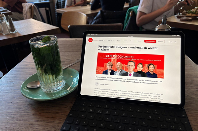 Kolumne von Michael Böhmer geöffnet auf einem Tablet