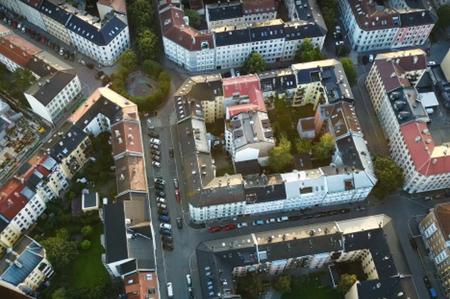 Luftbildaufnahme einer Stadt