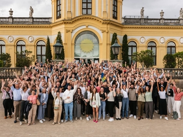 Gruppenbild vor der Orangerie in Kassel 