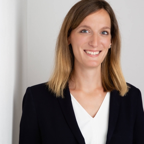 Portraitbild von Prognos-Mitarbeiterin Linda Dittrich
