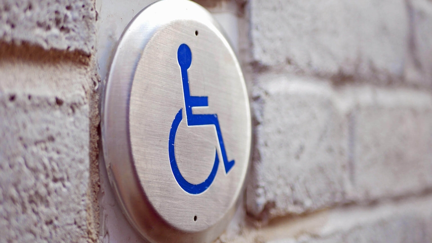 Button mit Rollstuhl-Icon