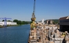 Frachtgut an einem Hafen